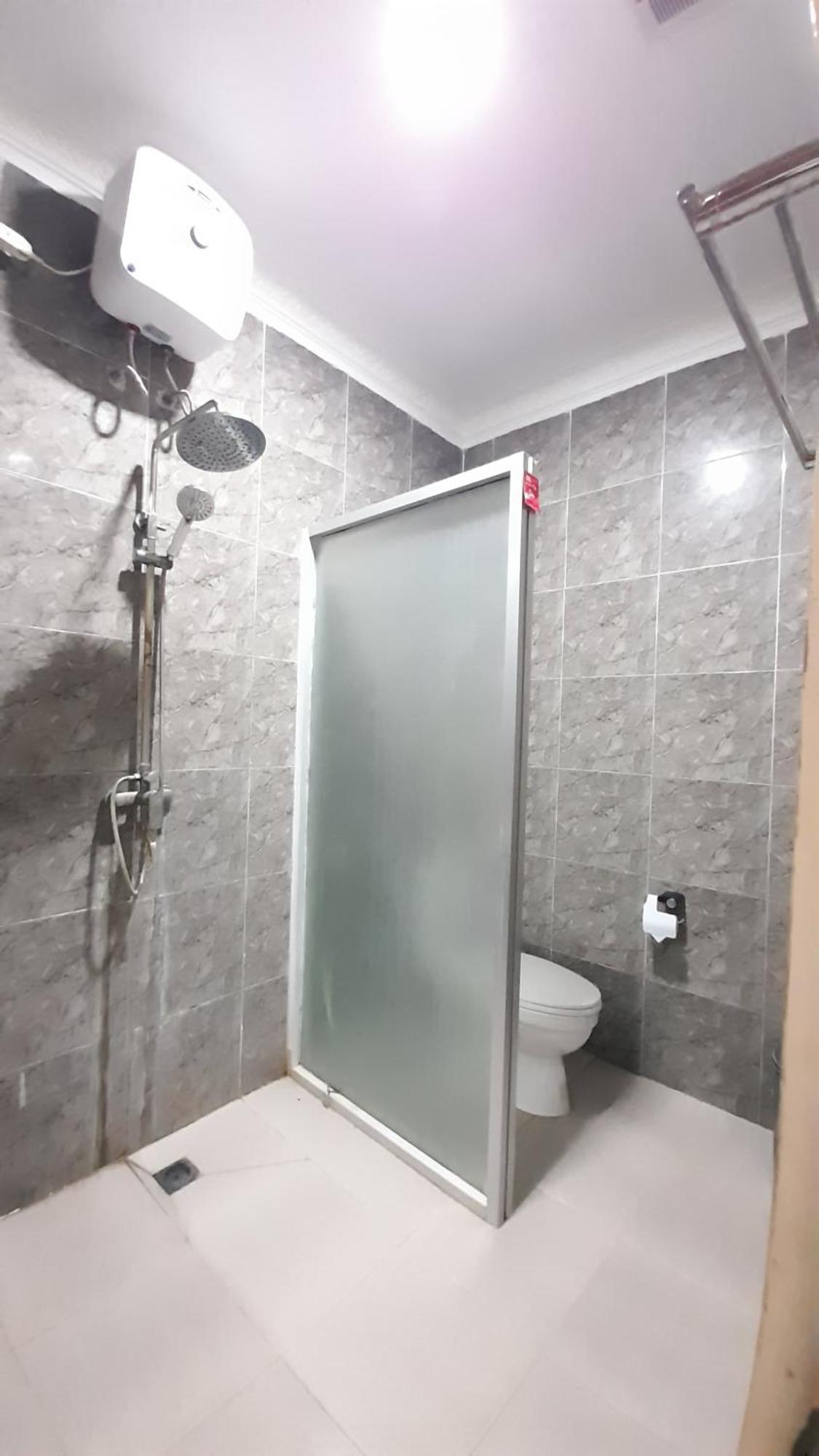 普伦迪绿色酒店 纳闽巴霍 外观 照片