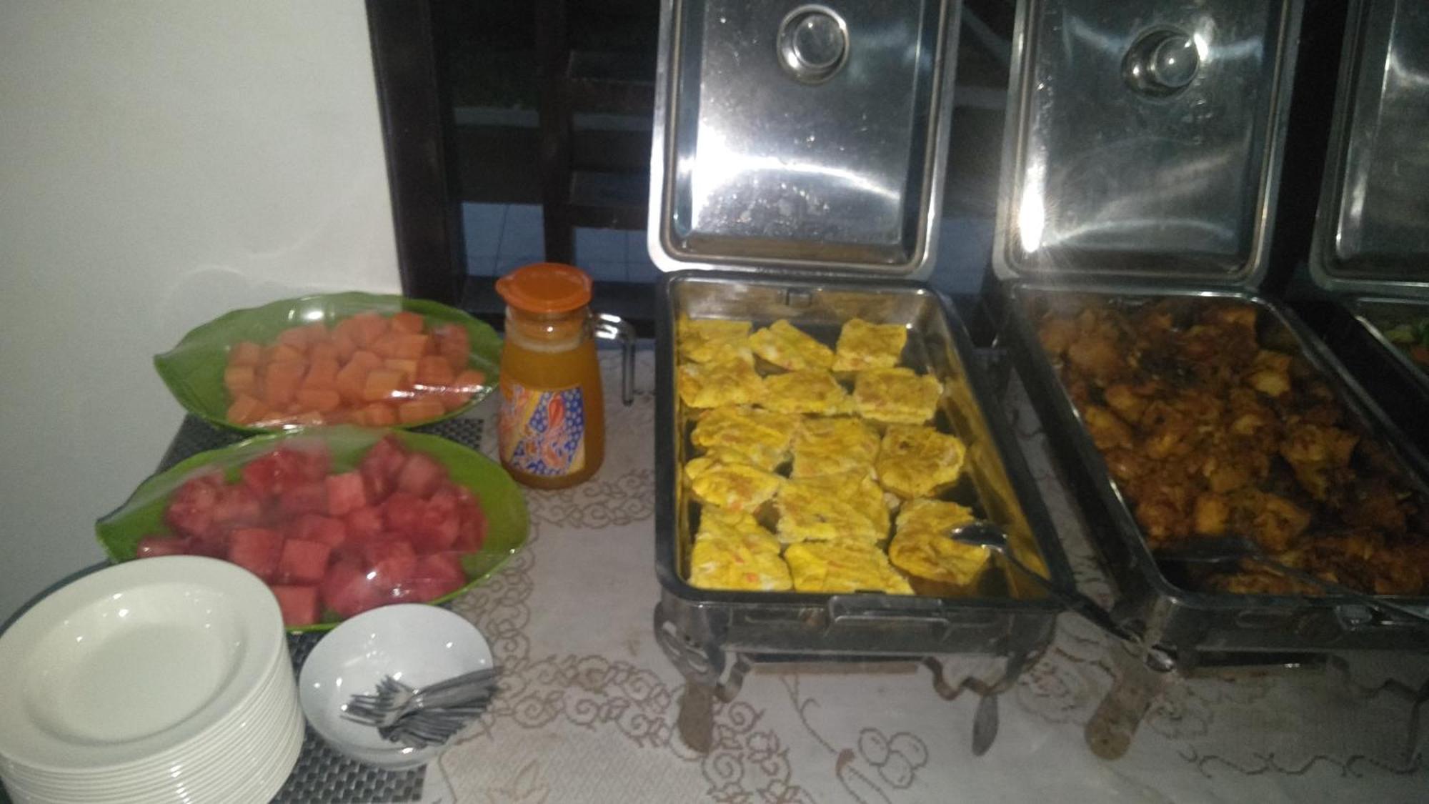 普伦迪绿色酒店 纳闽巴霍 外观 照片